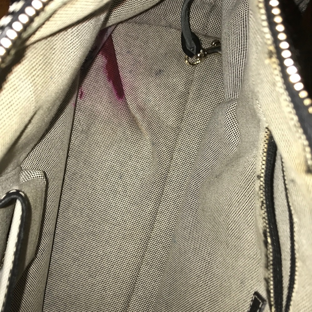 Dooney and Bourke pocketbook - Picture 5 of 6